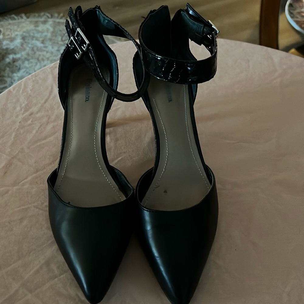 Ladies Shoes